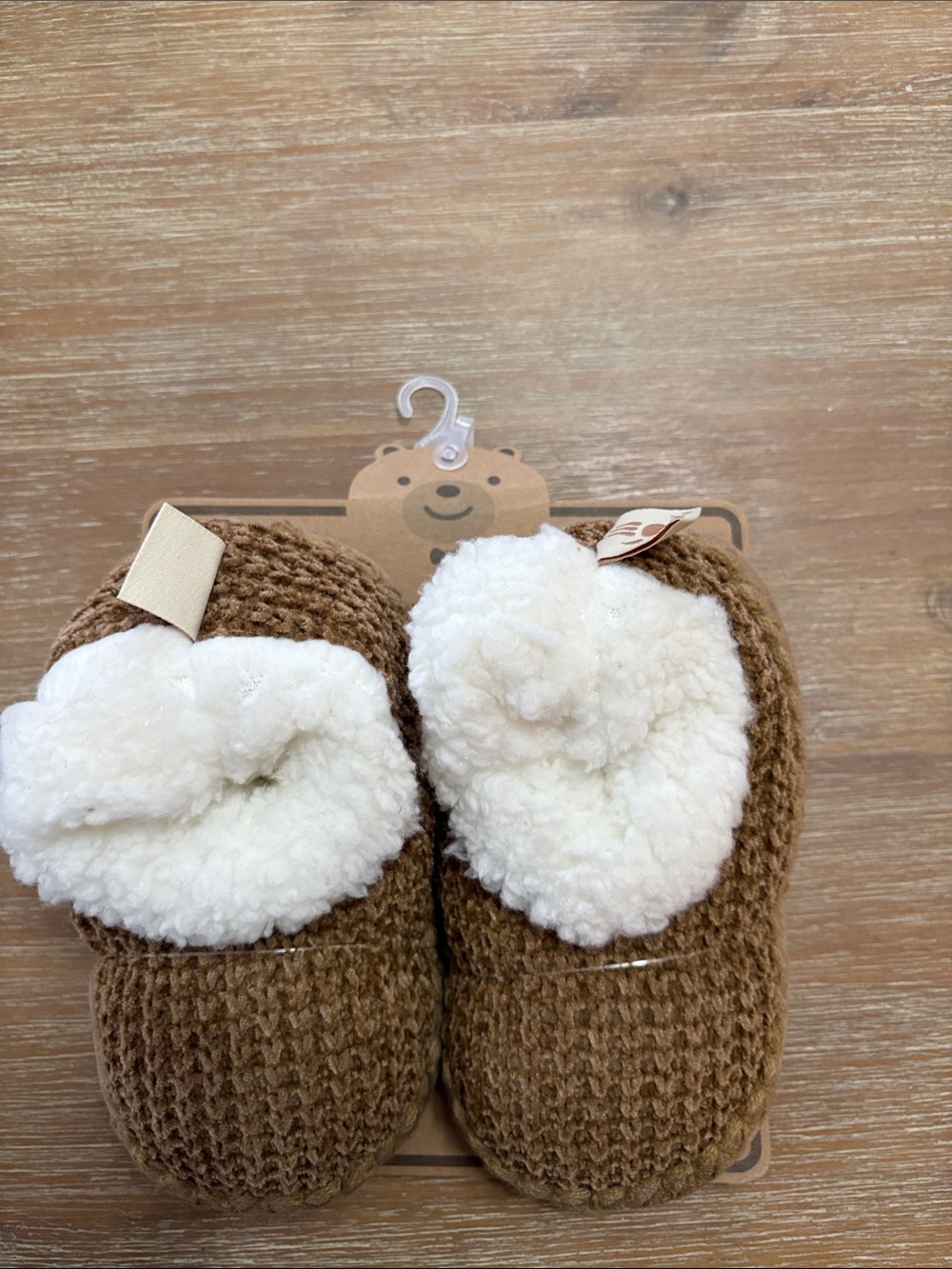 New With Tags BearPaw Cozy Brown Knit Slippers With White Sherpa Lining